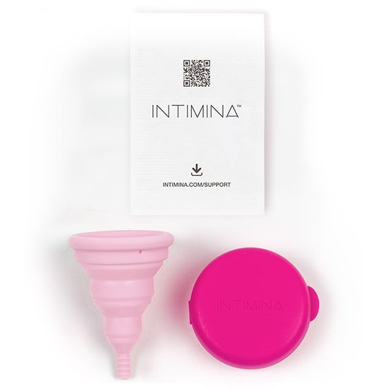 Intimina Lily Cup Compact Copa Menstrual - Imagen 5